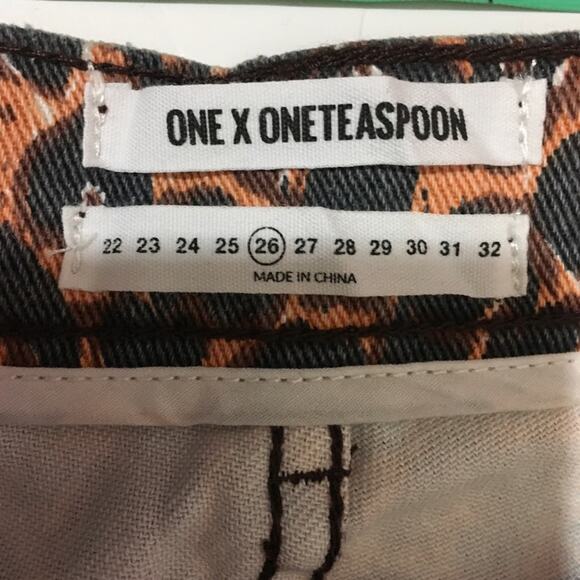 NWT One Teaspoon Black Cat Scallywags Frayed Jeans - 26 - Picture 10 of 10